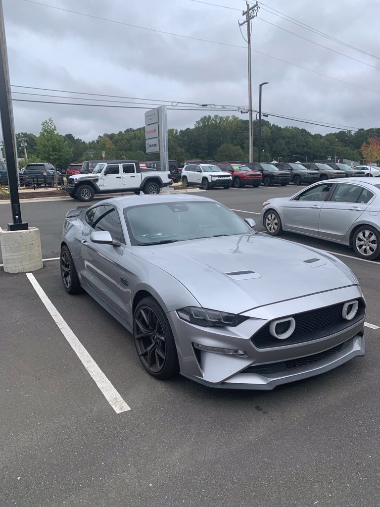Used 2022 Ford Mustang GT Premium RWD image 16