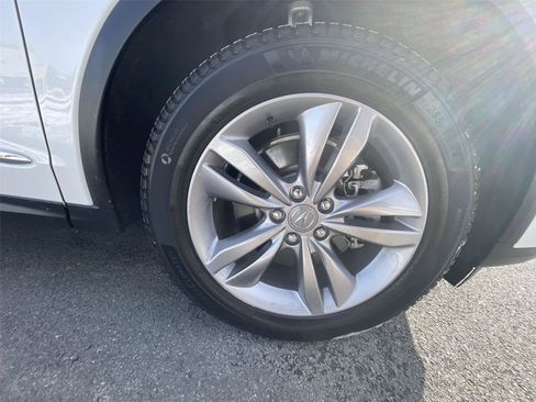 Used 2022 Acura MDX SH-AWD image 10