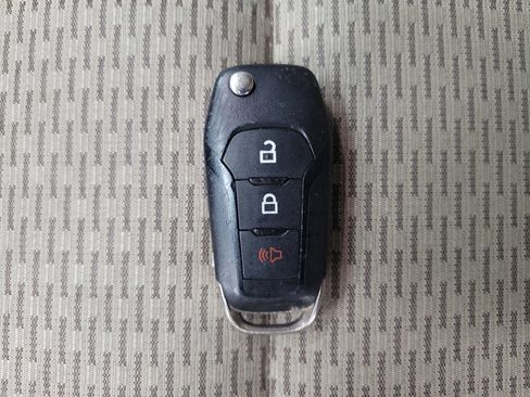 Used 2018 Ford F150 XLT image 32