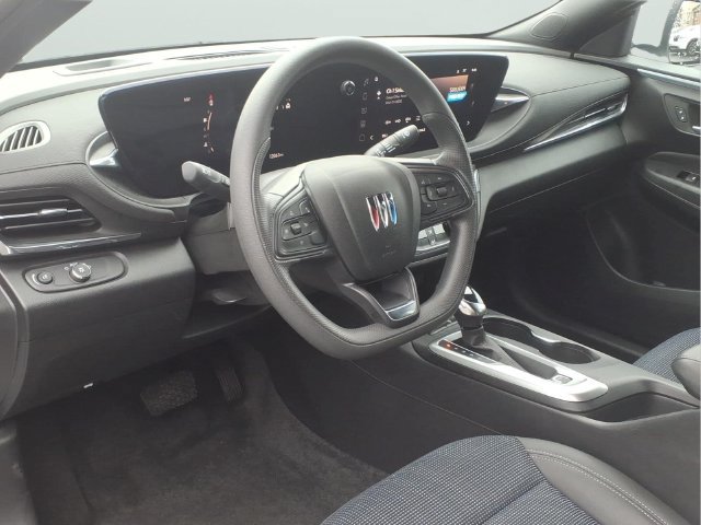 Used 2026 Buick Envista Preferred FWD image 7