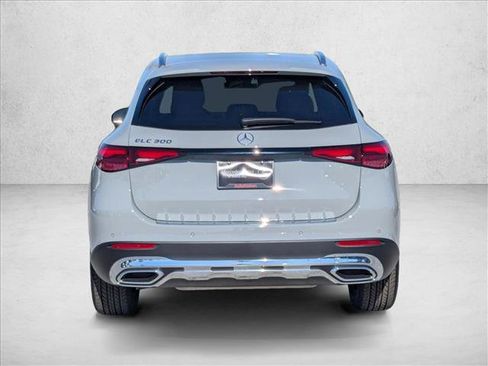 New 2026 Mercedes-Benz GLC 300 image 8