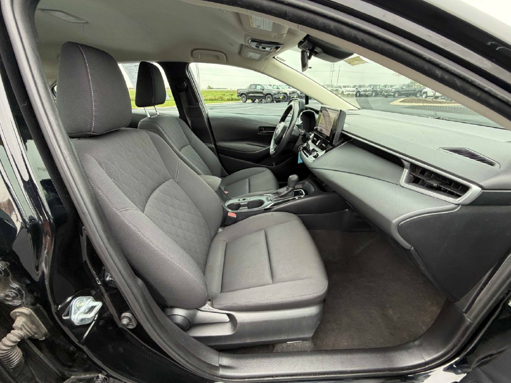 Used 2024 Toyota Corolla LE FWD image 23