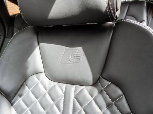 Used 2023 Audi SQ5 Prestige w/ Prestige Package image 7