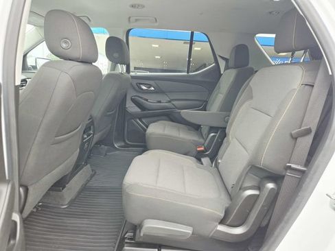 Used 2020 Chevrolet Traverse LT FWD image 9