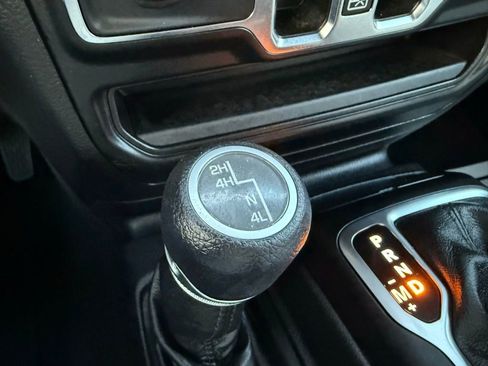 Used 2022 Jeep Wrangler Unlimited Sport image 22