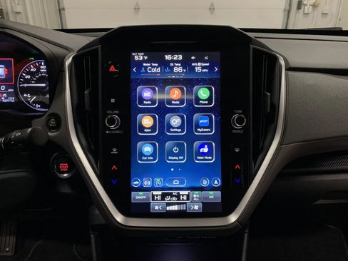 Used 2024 Subaru Crosstrek 2.0i Premium image 32