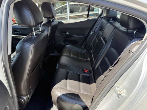 Used 2014 Chevrolet Cruze LT w/ RS Package FWD image 12