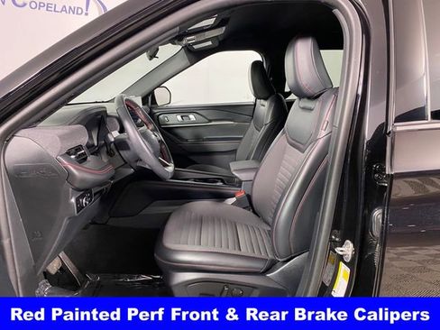 Used 2025 Ford Explorer ST-Line w/ ST-Line Street Pack image 12