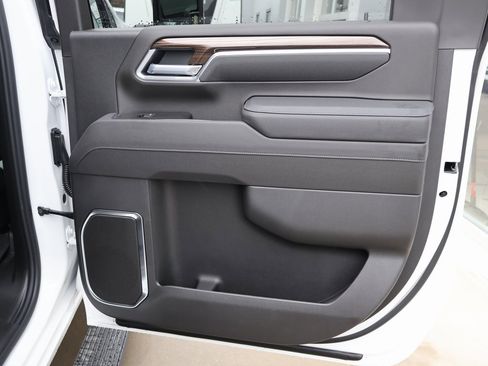 New 2026 Chevrolet Silverado 3500 LT w/ Trail Boss Package image 41