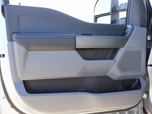 Used 2024 Ford F250 XL w/ STX Appearance Package image 20