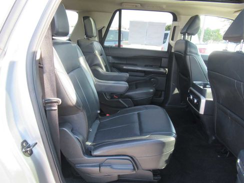 Used 2022 Ford Expedition Max XLT AWD/4WD image 22