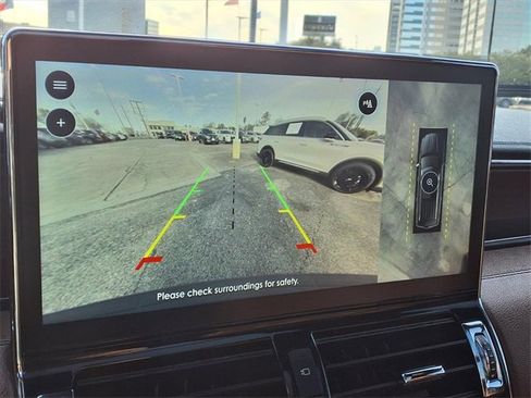 Certified 2023 Lincoln Navigator L Reserve image 21