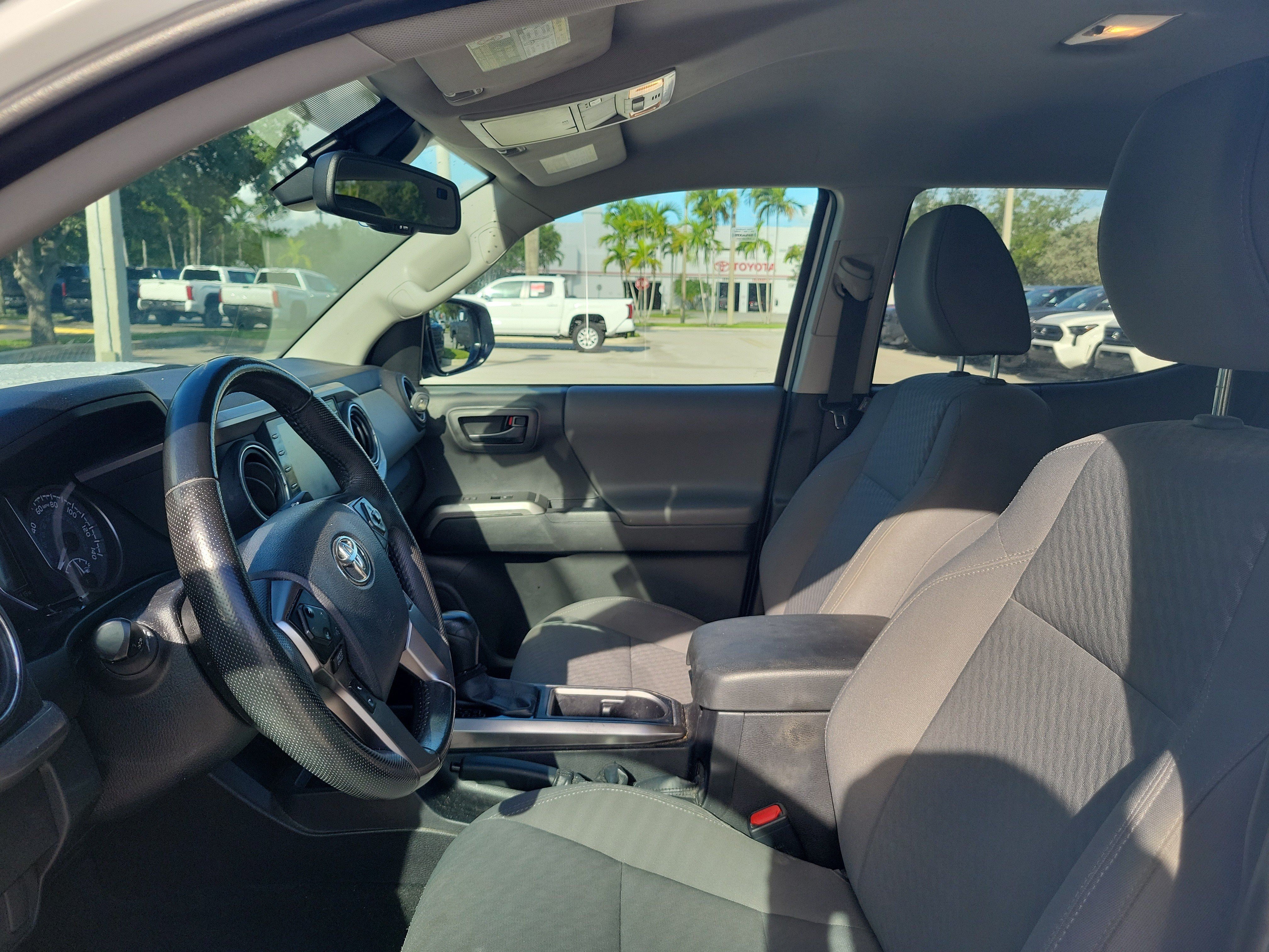 Used 2023 Toyota Tacoma SR5 w/ Technology Package RWD image 22