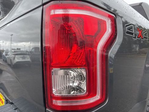 Used 2017 Ford F150 XLT AWD/4WD image 15