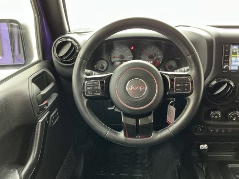 Used 2017 Jeep Wrangler Unlimited Sahara image 21