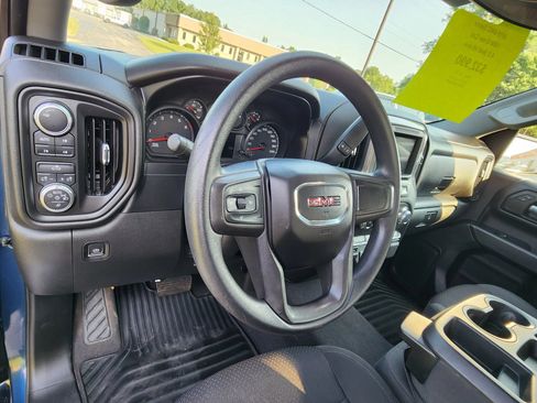 Used 2019 GMC Sierra 1500 4x4 Crew Cab w/ 1SA Driver Alert Package I image 33