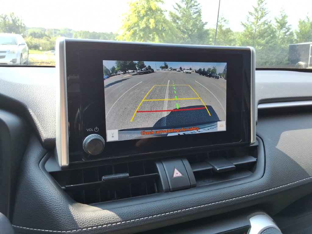 Used 2023 Toyota RAV4 XLE w/ Convenience Package FWD image 32
