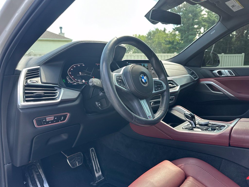 Used 2022 BMW X6 xDrive40i w/ M Sport Package AWD/4WD image 20