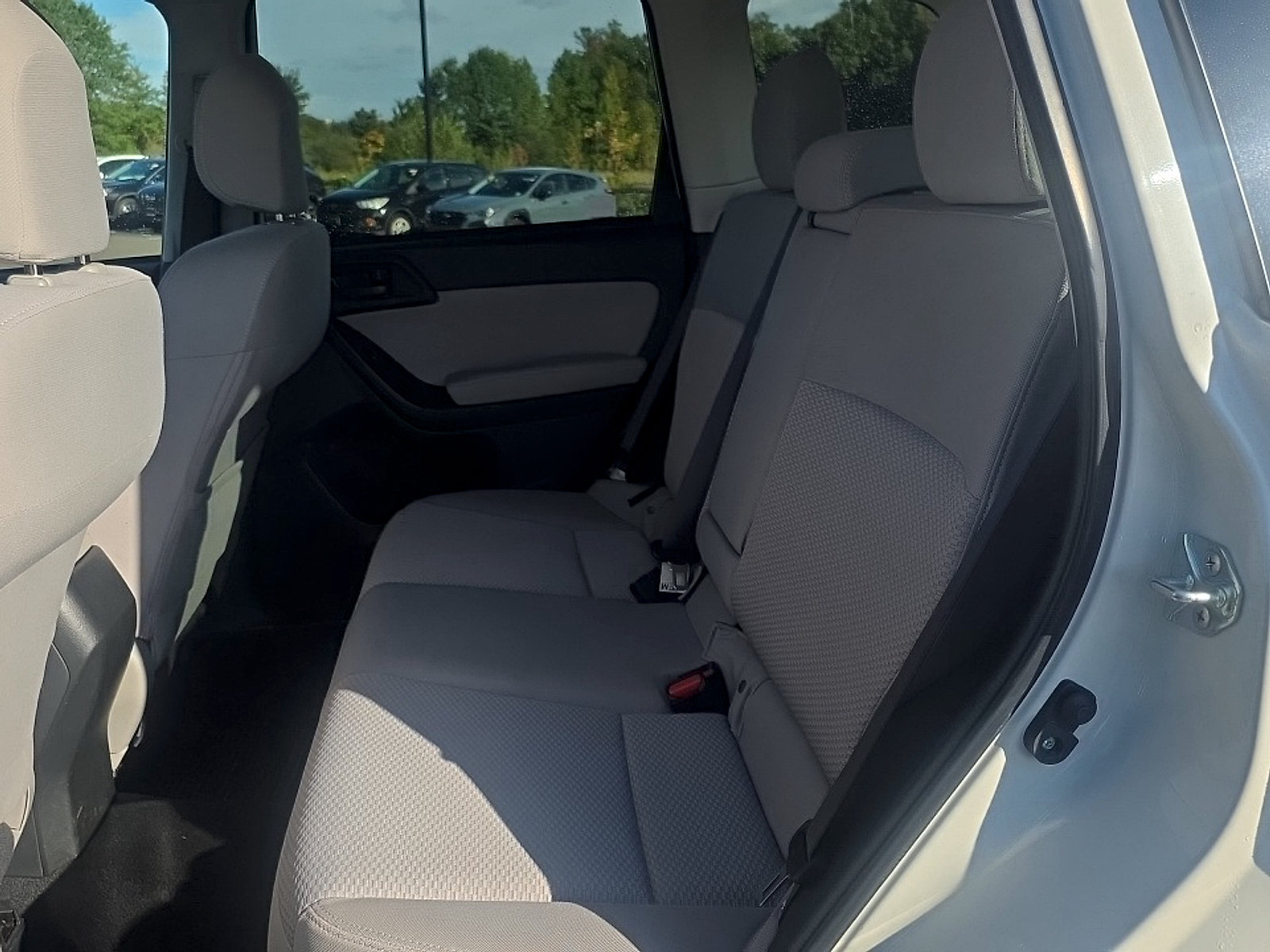 Used 2014 Subaru Forester 2.5i Premium w/ Popular Package #1 AWD/4WD image 8