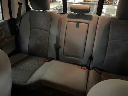 Used 2017 RAM 1500 Classic SLT w/ Luxury Group AWD/4WD image 26