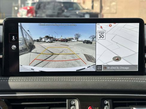 Used 2022 Genesis G70 3.3T image 18