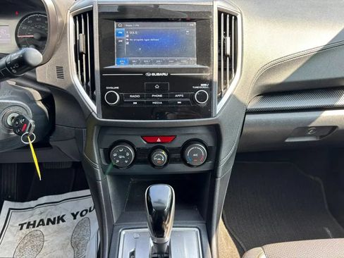 Used 2018 Subaru Crosstrek 2.0i Premium AWD/4WD image 21