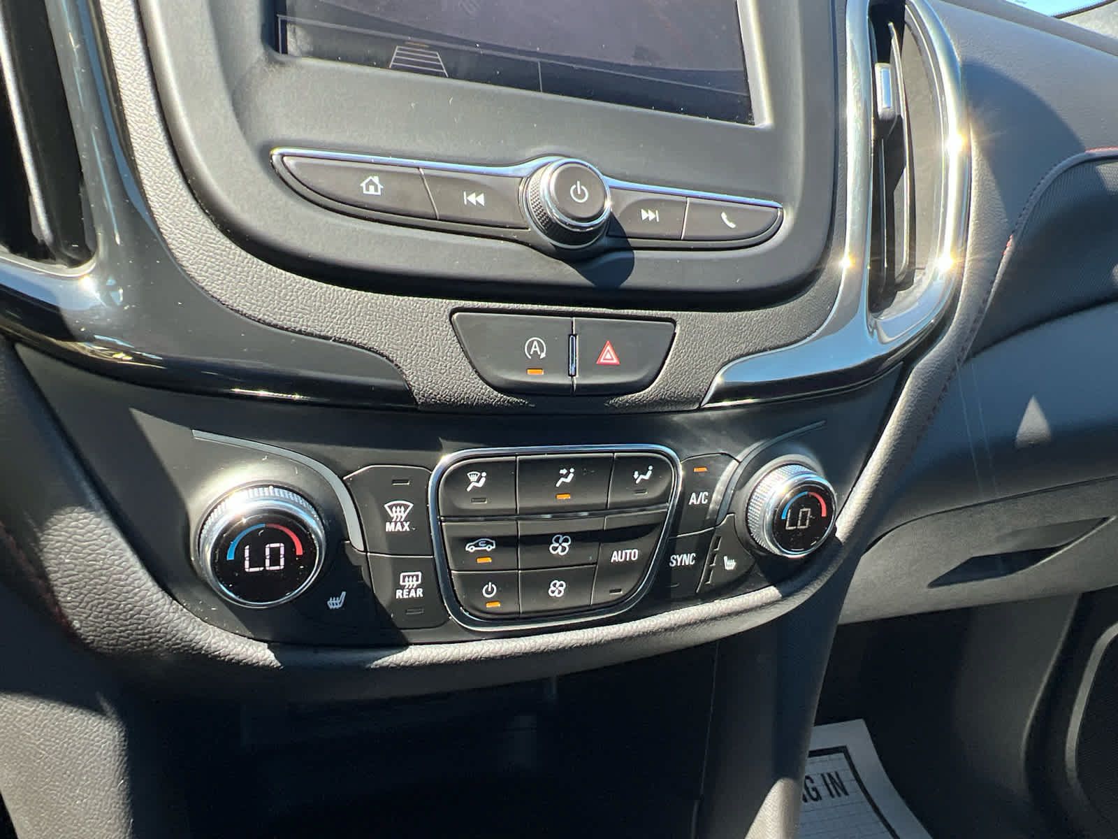 Used 2023 Chevrolet Equinox RS AWD/4WD image 20