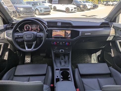 Used 2024 Audi Q3 2.0T Premium Plus w/ Premium Plus Package AWD/4WD image 27