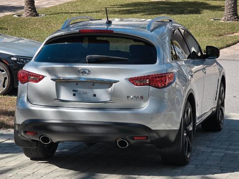 Used 2011 INFINITI FX50 AWD w/ Sport Pkg image 39