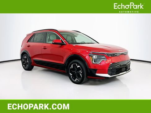 Used 2023 Kia Niro Wind FWD image 1