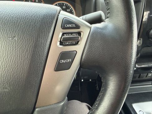 Used 2013 Nissan Titan SV w/ SV Value Truck Pkg image 23