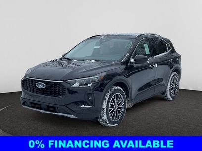 New 2025 Ford Escape SE w/ PHEV Premium Package