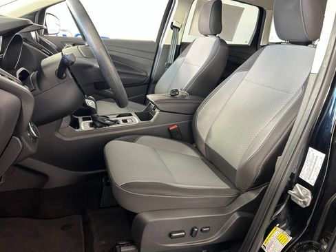 Used 2018 Ford Escape SE w/ SE Sync 3 Package AWD/4WD image 16