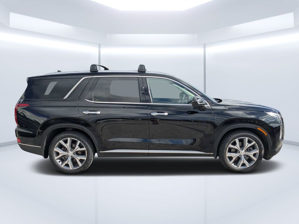 Used 2021 Hyundai Palisade SEL w/ Premium Package FWD image 2