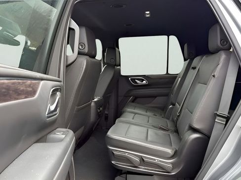 Used 2024 Chevrolet Tahoe LT AWD/4WD image 31