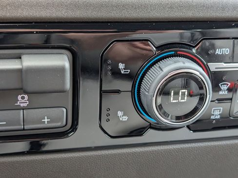 New 2025 Chevrolet Silverado 1500 LT w/ Safety Package image 24