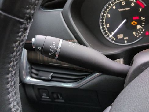 Used 2020 Cadillac XT4 Premium Luxury image 28