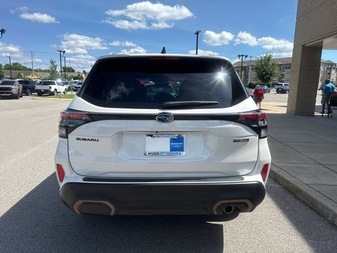 Used 2025 Subaru Forester Sport AWD/4WD image 3