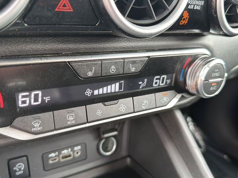 Used 2025 Nissan Sentra SV w/ All-Weather Package FWD image 27