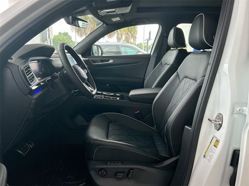 New 2025 Volkswagen Atlas Cross Sport SEL Premium R-Line image 11