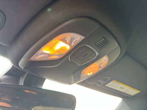 Used 2024 Jeep Compass Latitude image 38