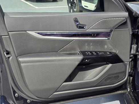 New 2026 BMW i7 eDrive50 w/ M Sport Package image 12