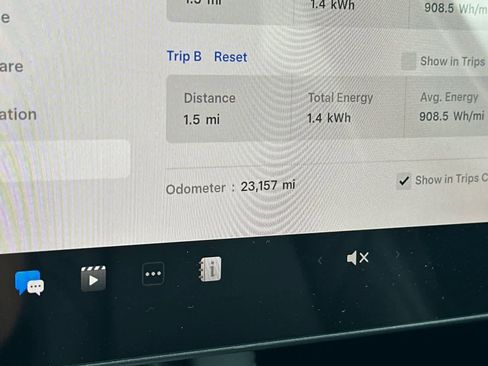 Used 2023 Tesla Model Y Long Range AWD/4WD image 29