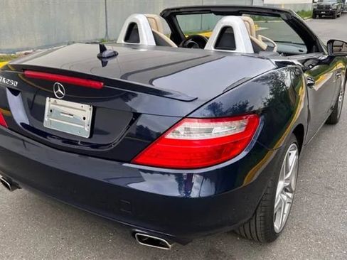 Used 2014 Mercedes-Benz SLK 250 image 50