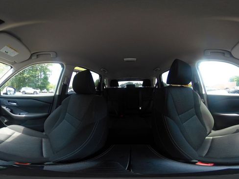 Used 2025 Nissan Rogue SV AWD/4WD image 44