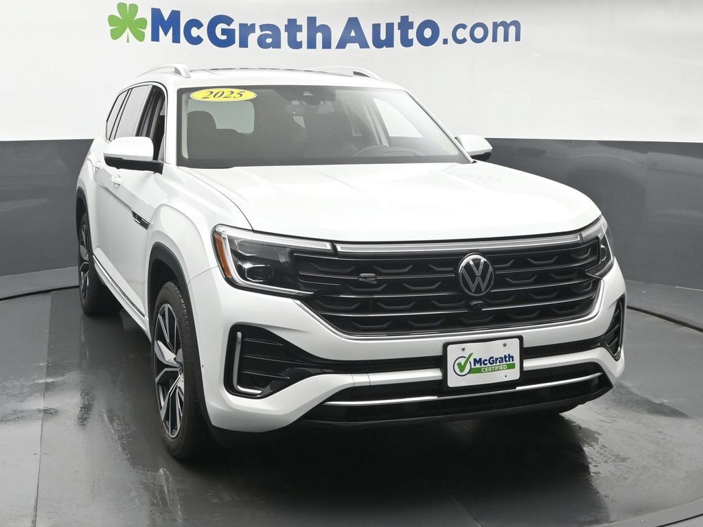 Used 2025 Volkswagen Atlas SEL Premium R-Line AWD/4WD image 5