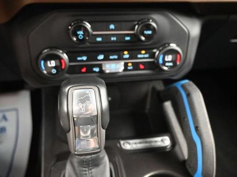 Used 2023 Ford Bronco Outer Banks AWD/4WD image 14