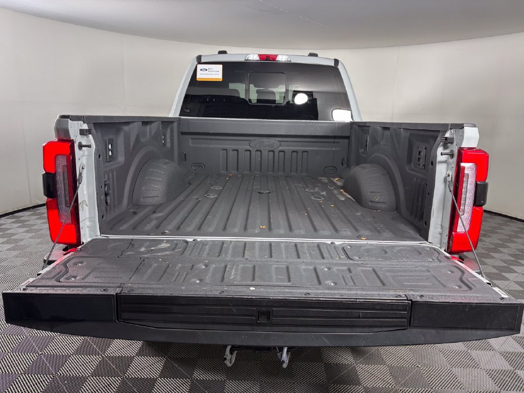 Used 2025 Ford F350 Platinum w/ Tremor Off-Road Package AWD/4WD image 33