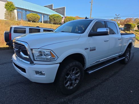 Used 2018 RAM 2500 Limited image 30