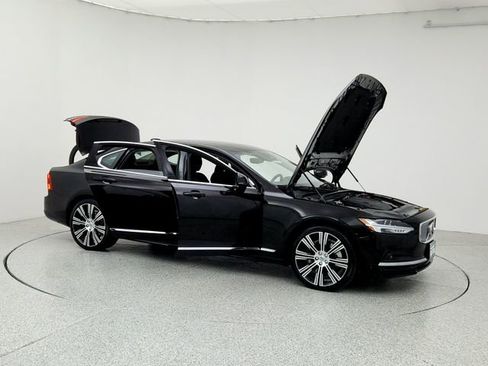 Certified 2023 Volvo S90 B6 Plus w/ Protection Package Premier image 10